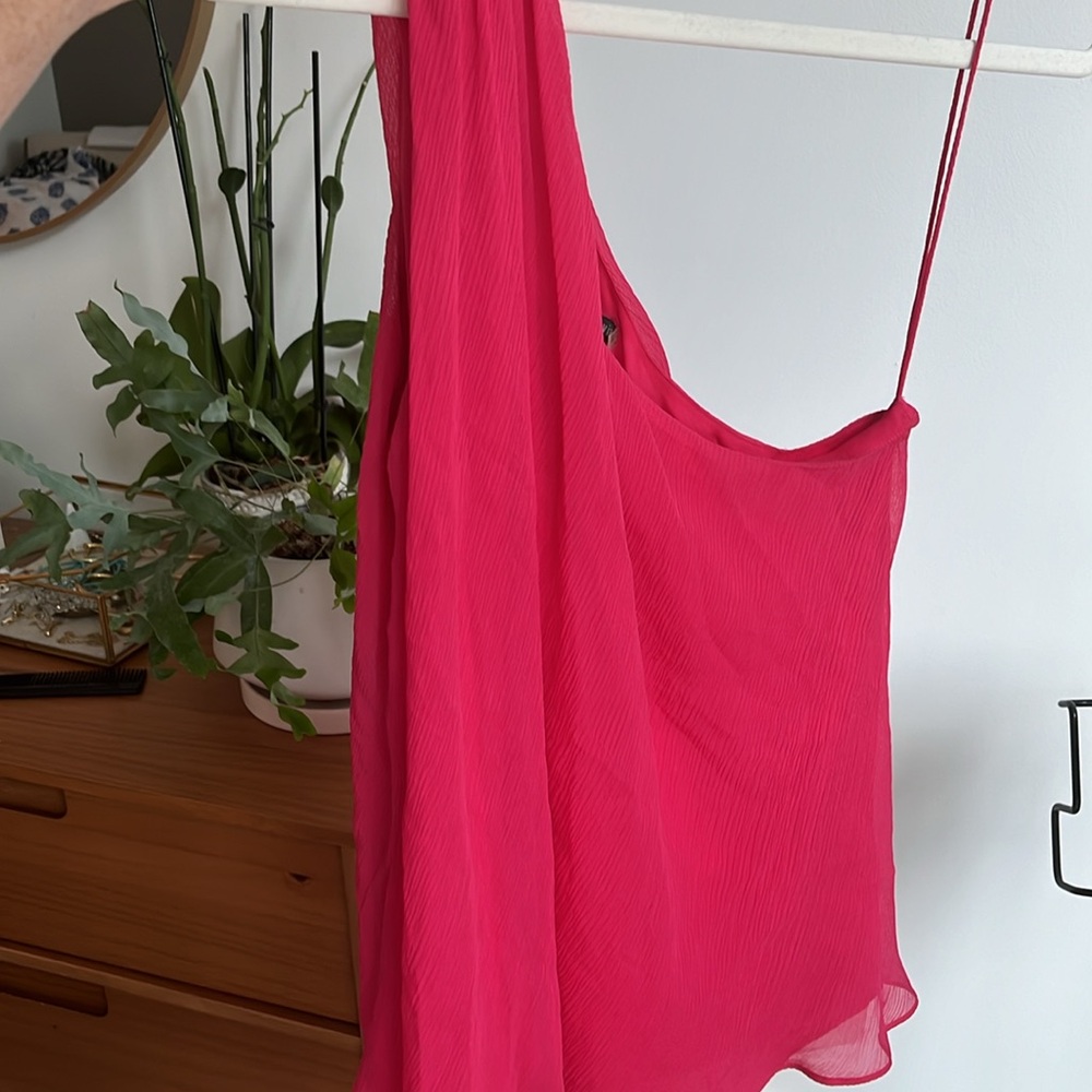 Pink one shoulder top